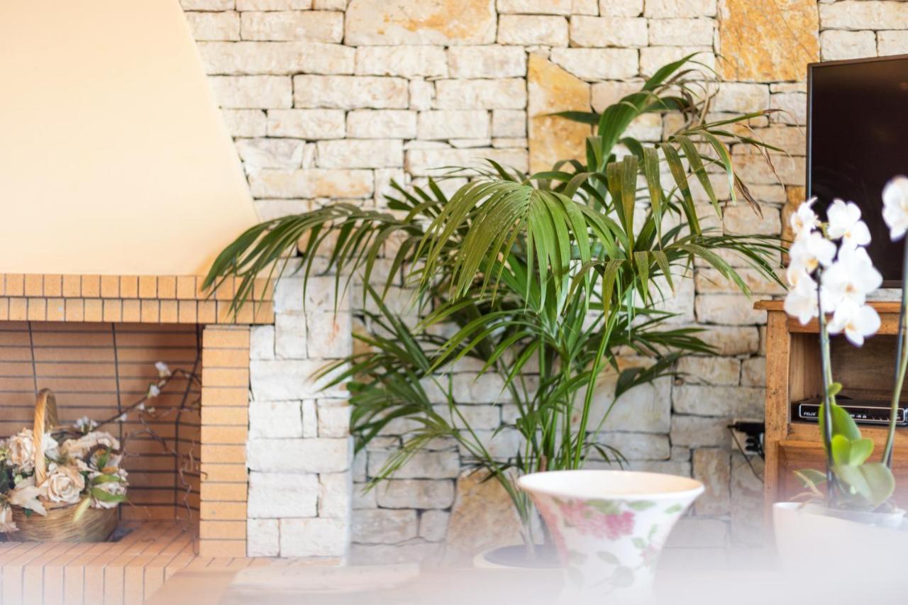 Dendrilia Villa & Suite By Rodostamo Collection Kassiopi Luaran gambar