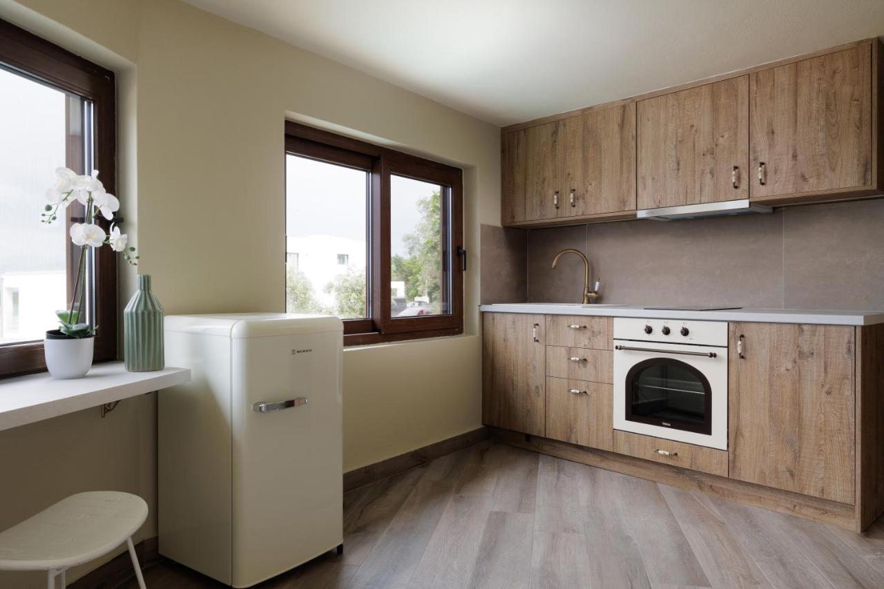 Dendrilia Villa & Suite By Rodostamo Collection Kassiopi Luaran gambar