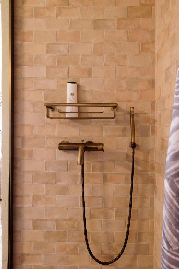 Dendrilia Villa & Suite By Rodostamo Collection Kassiopi Luaran gambar